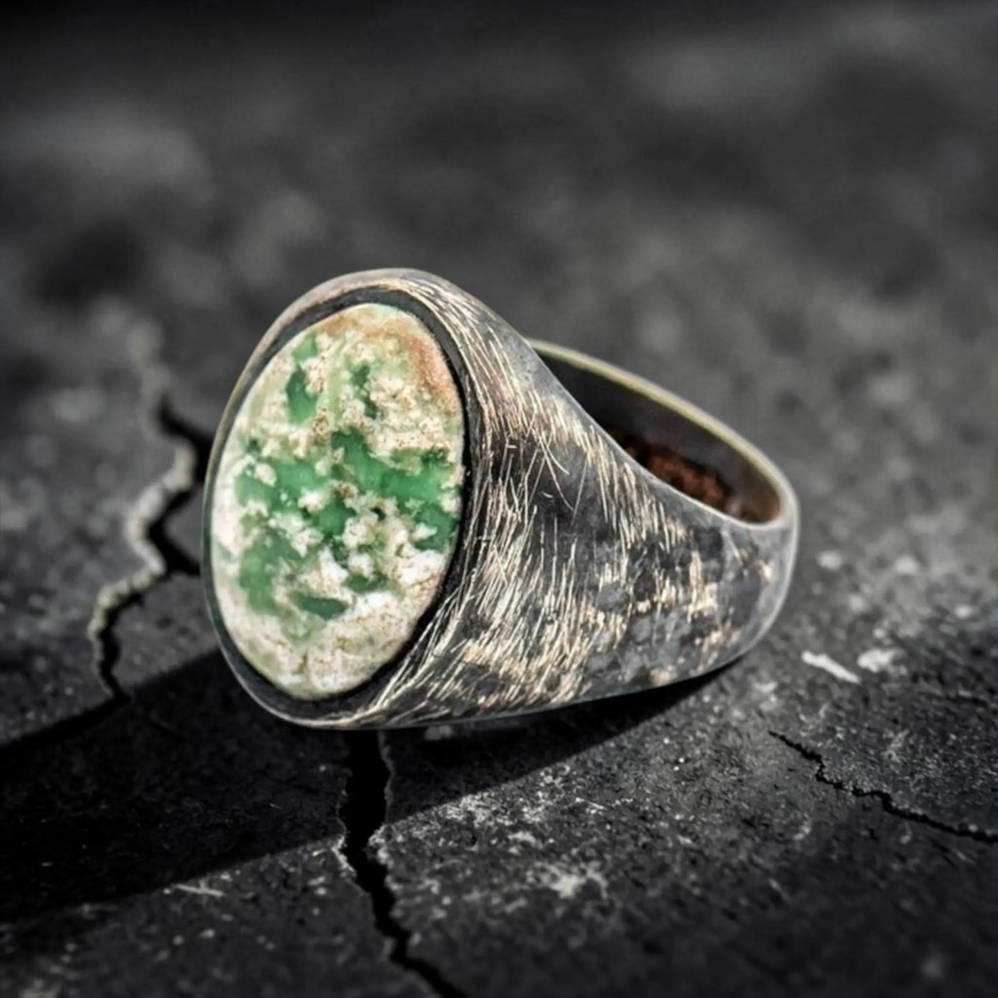 GREEN AGATHA RING