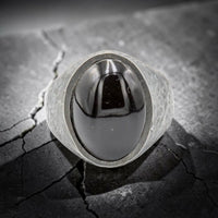 ONIX STONE RING
