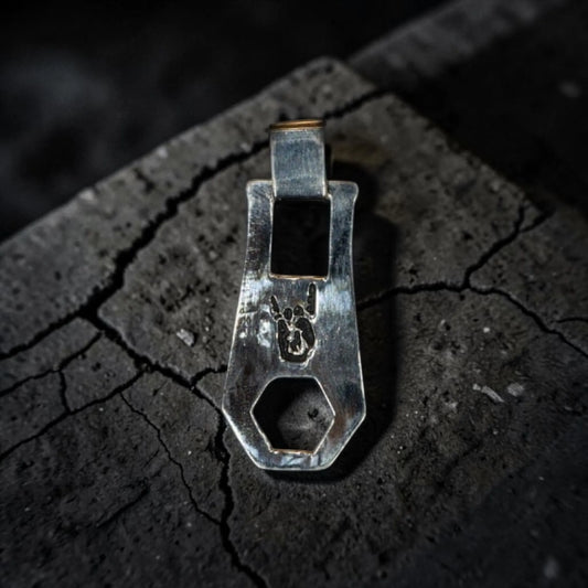 ZIPPER PULLER