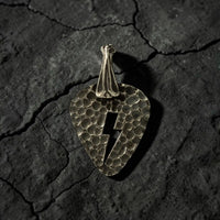 GUITAR PICK LIGHTNING BOLT