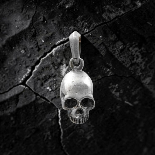 SILVER ALICE SKULL
