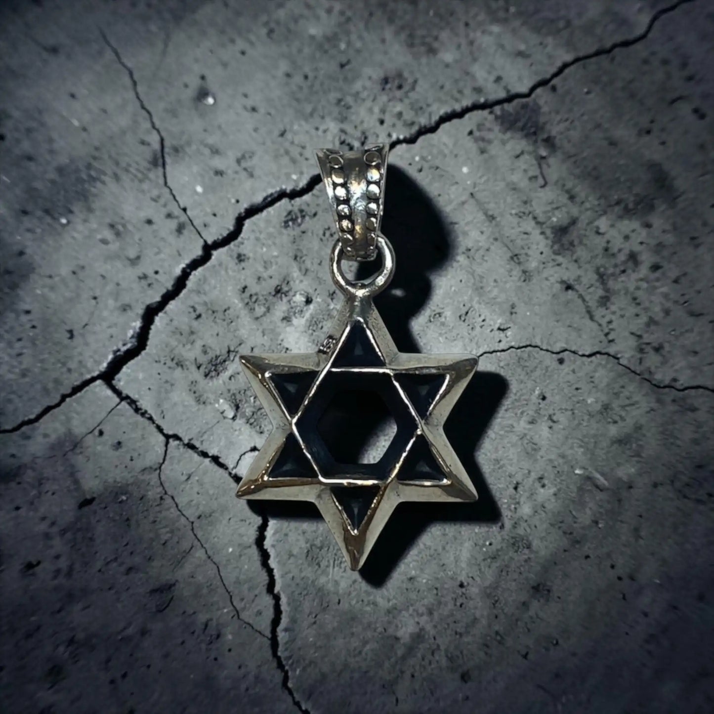 3D D.STAR