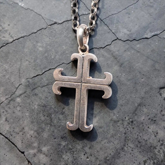 LARGE MOLINE CROSS
