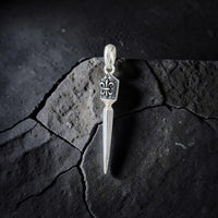 FLOR DE LIS DAGGER