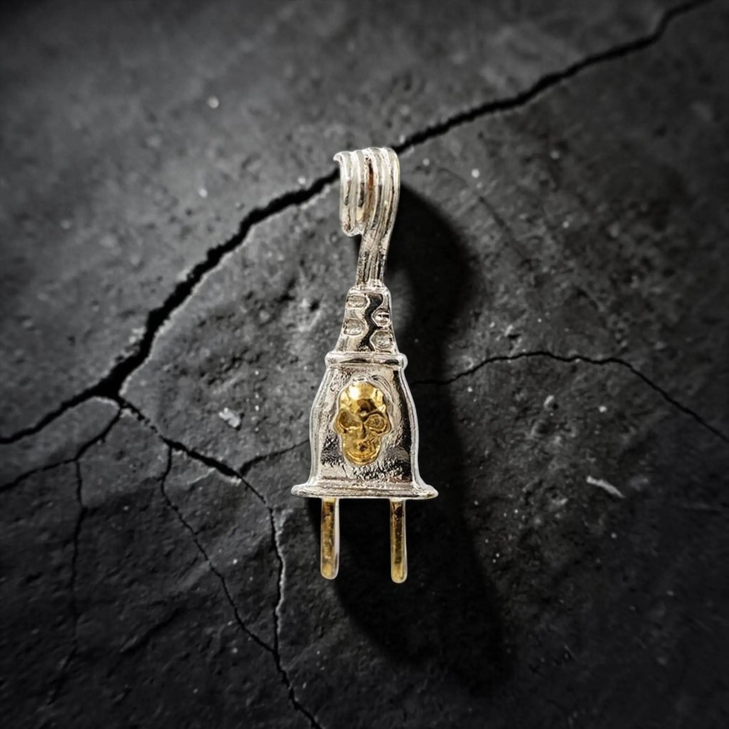 SKULL PLUG
