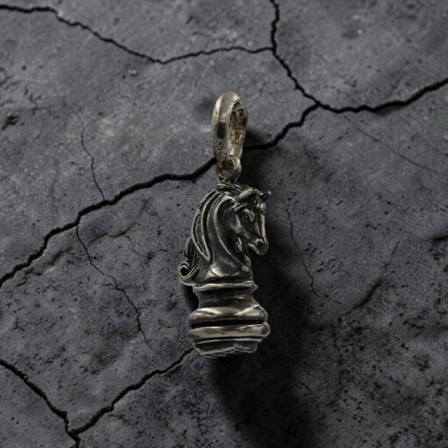 KNIGHT CHESS HORSE