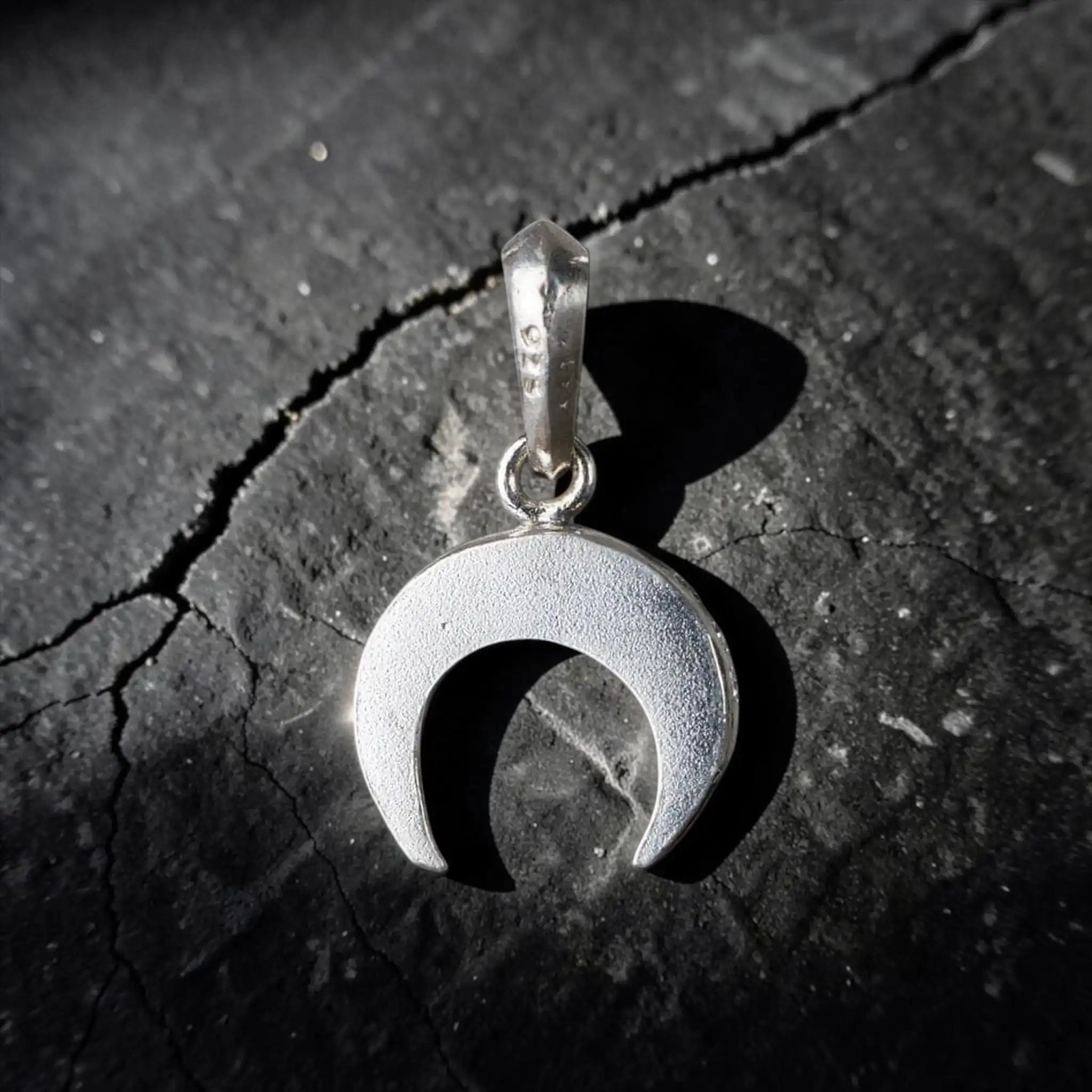 HALF MOON
