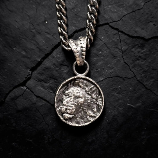 LION SEAL PENDANT
