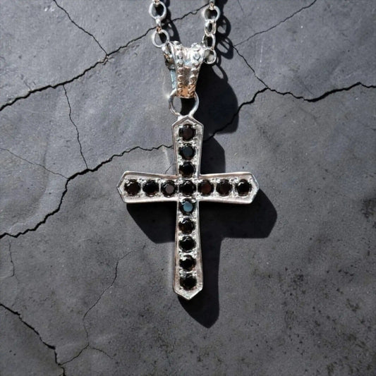 SMALL CROSS ZIRCONIA NEGRA