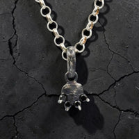 PAW PENDANT BLACK