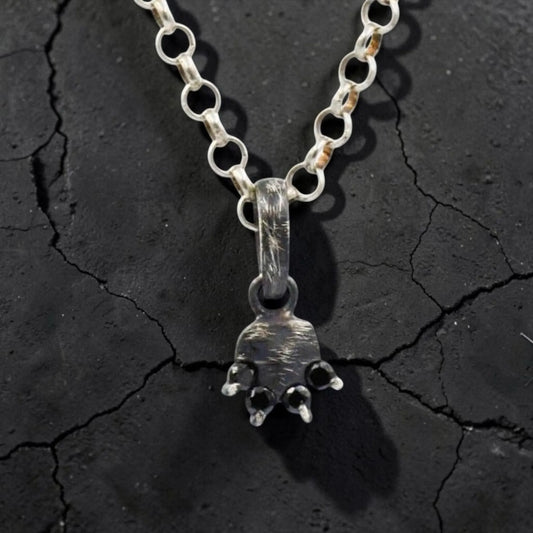 PAW PENDANT BLACK