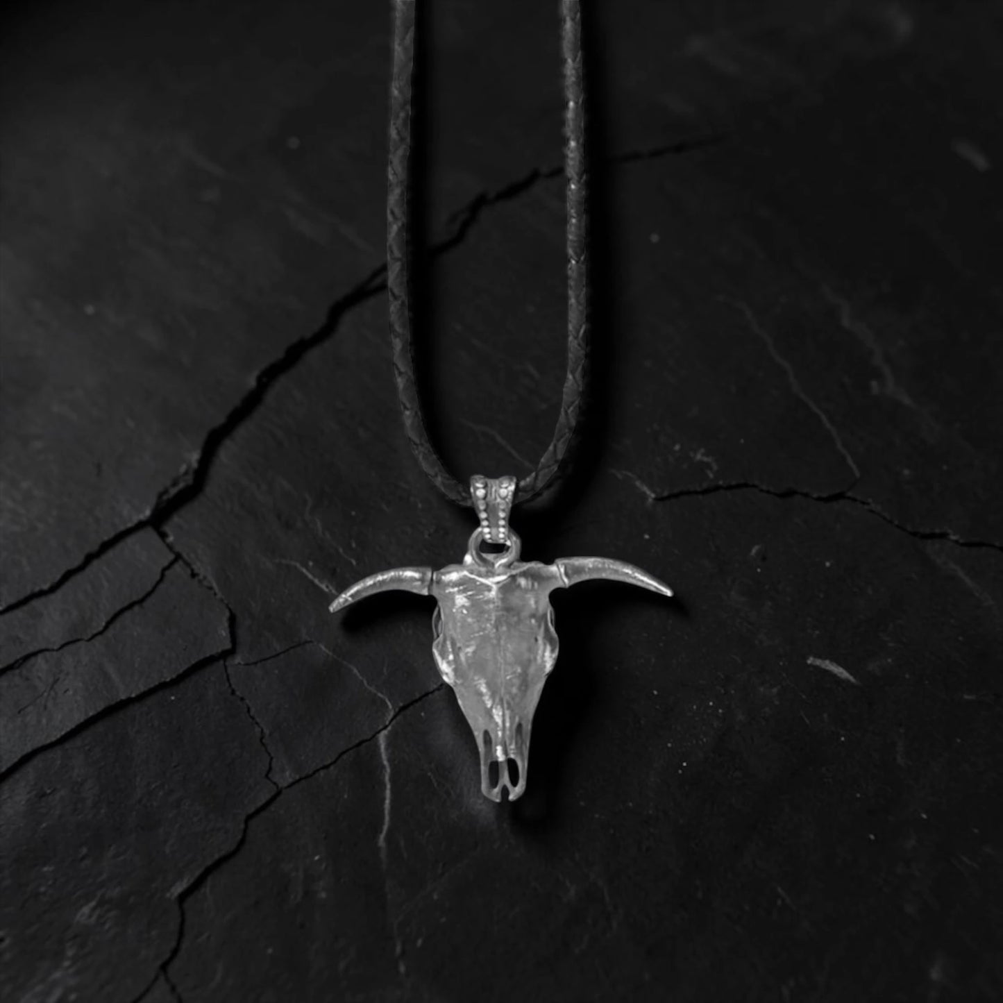 BULL HEAD