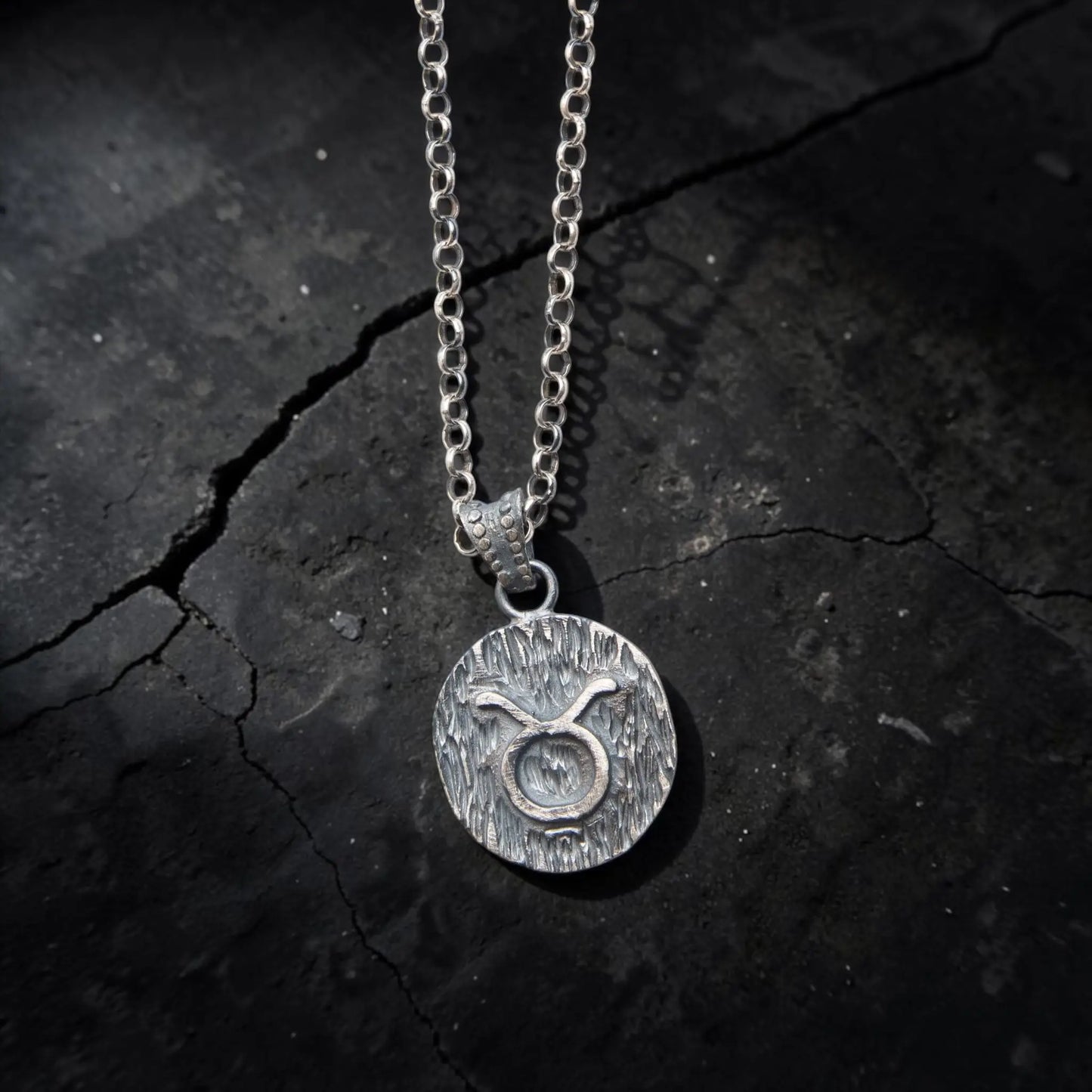 ZODIAC SYMBOL TAURUS