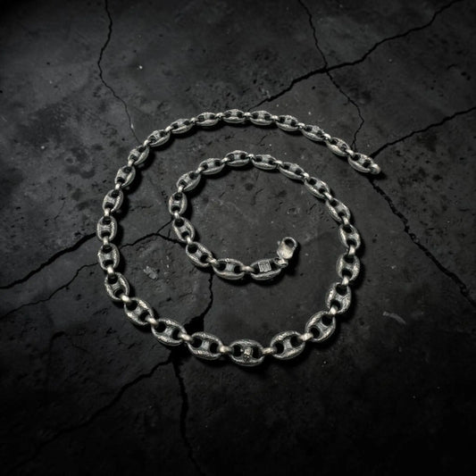 CAN PULL CHAIN SKULL NECKLACE