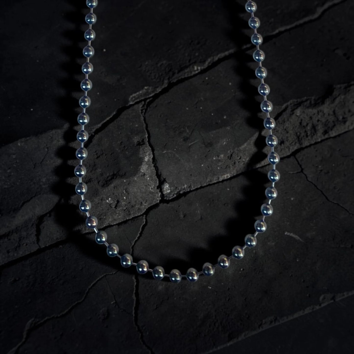 BIG BALL CHAIN DARK