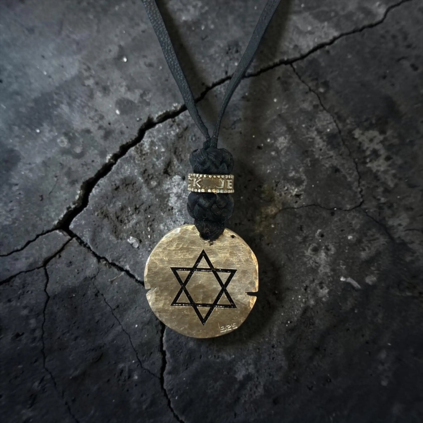 LEATHER AMULET D.STAR CLASSIC