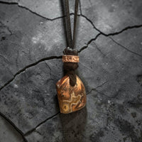 STONE LEATHER NECKLACE COBRE