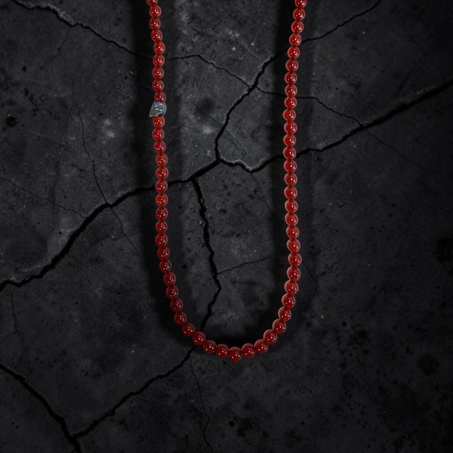 ONE SKULL CORNALINA ROJA NECKLACE