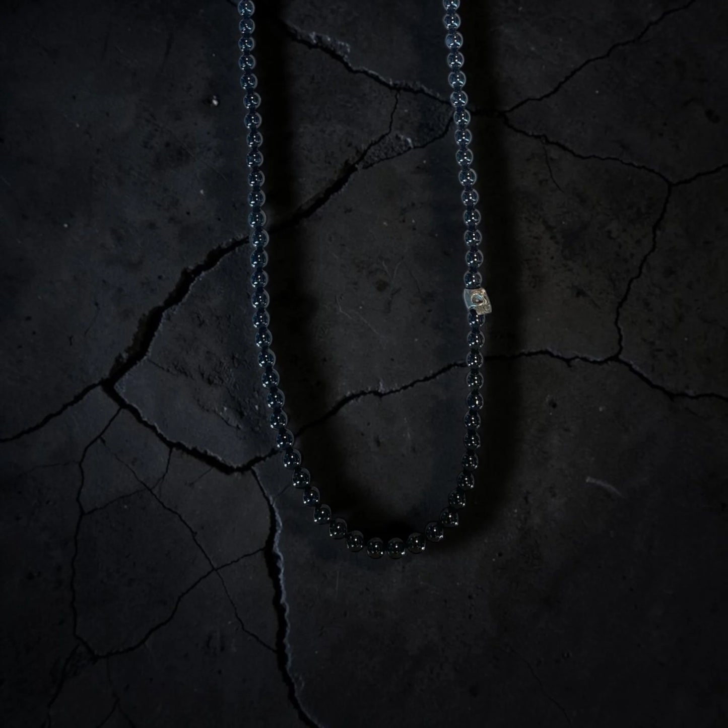 ONE SKULL OBSIDIAN