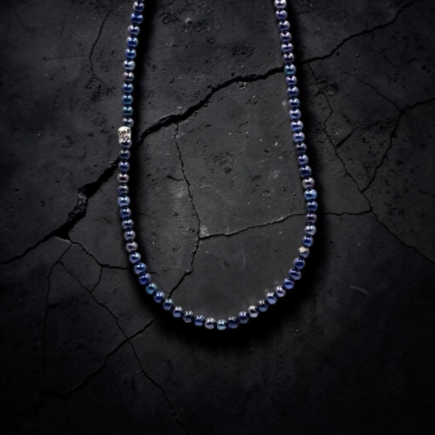 ONE SKULL PEARL NECKLACE