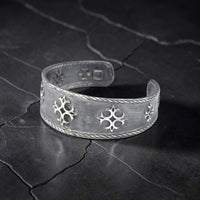 FLOR DE LIS CROSS CUFF