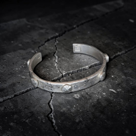 SILVER RIVETS CUFF