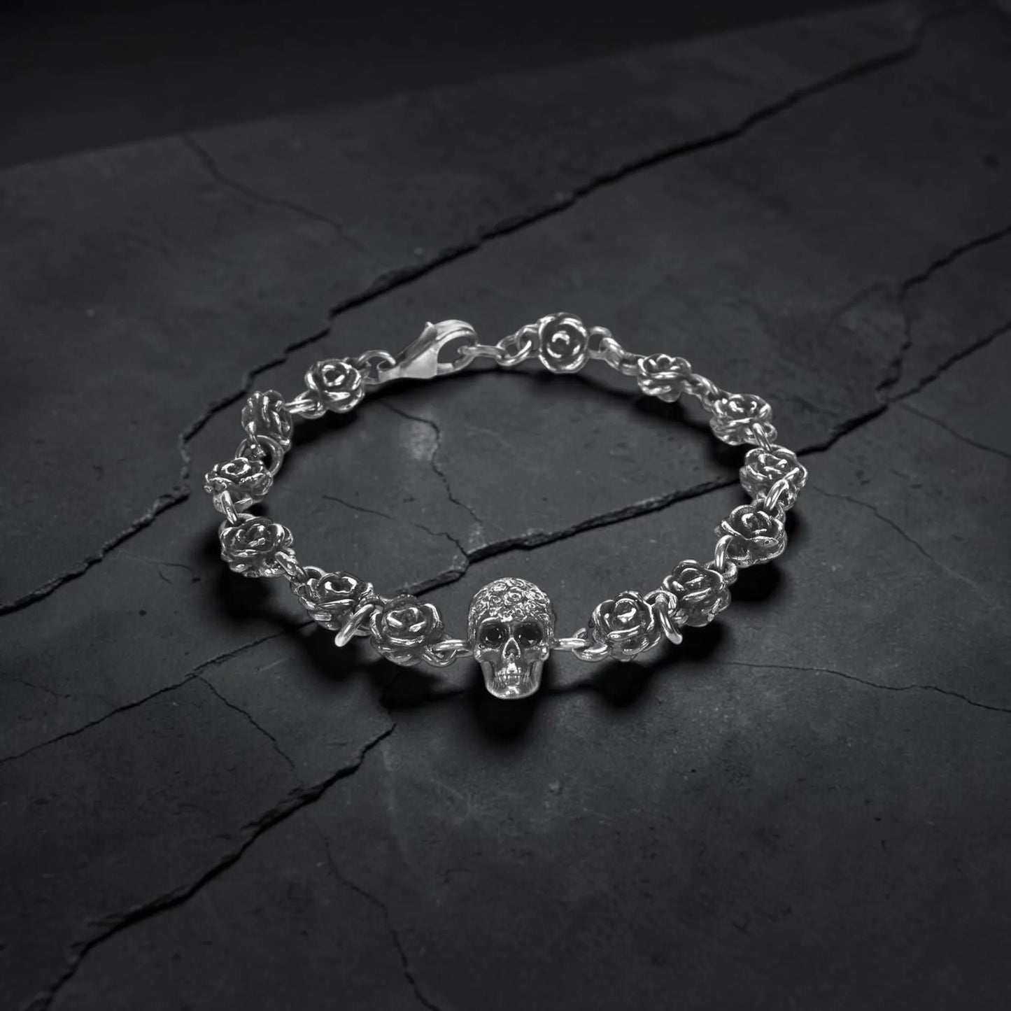 SKULL ROSES