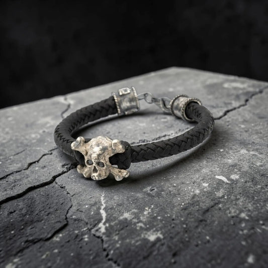 CROSSBONE SKULL LEATHER BRACELET