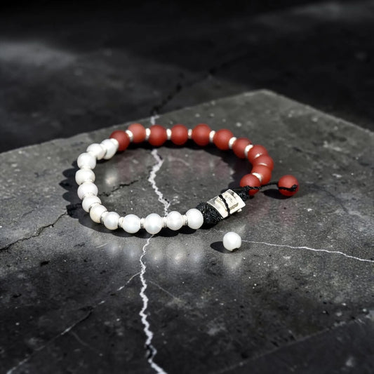 PEARL ORANGE CORNALINE MATTE DONUT BRACELET