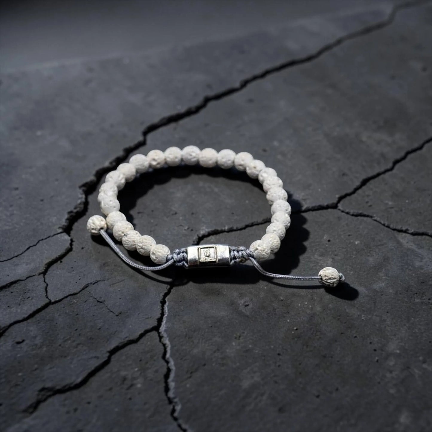 VOLCANIC WHITE BRACELET