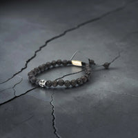 ONE SKULL VOLCANIC BLACK BRACELET