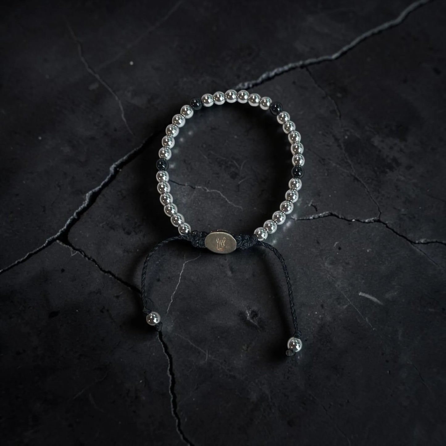 5 BALL WHITE HEMATITE KID