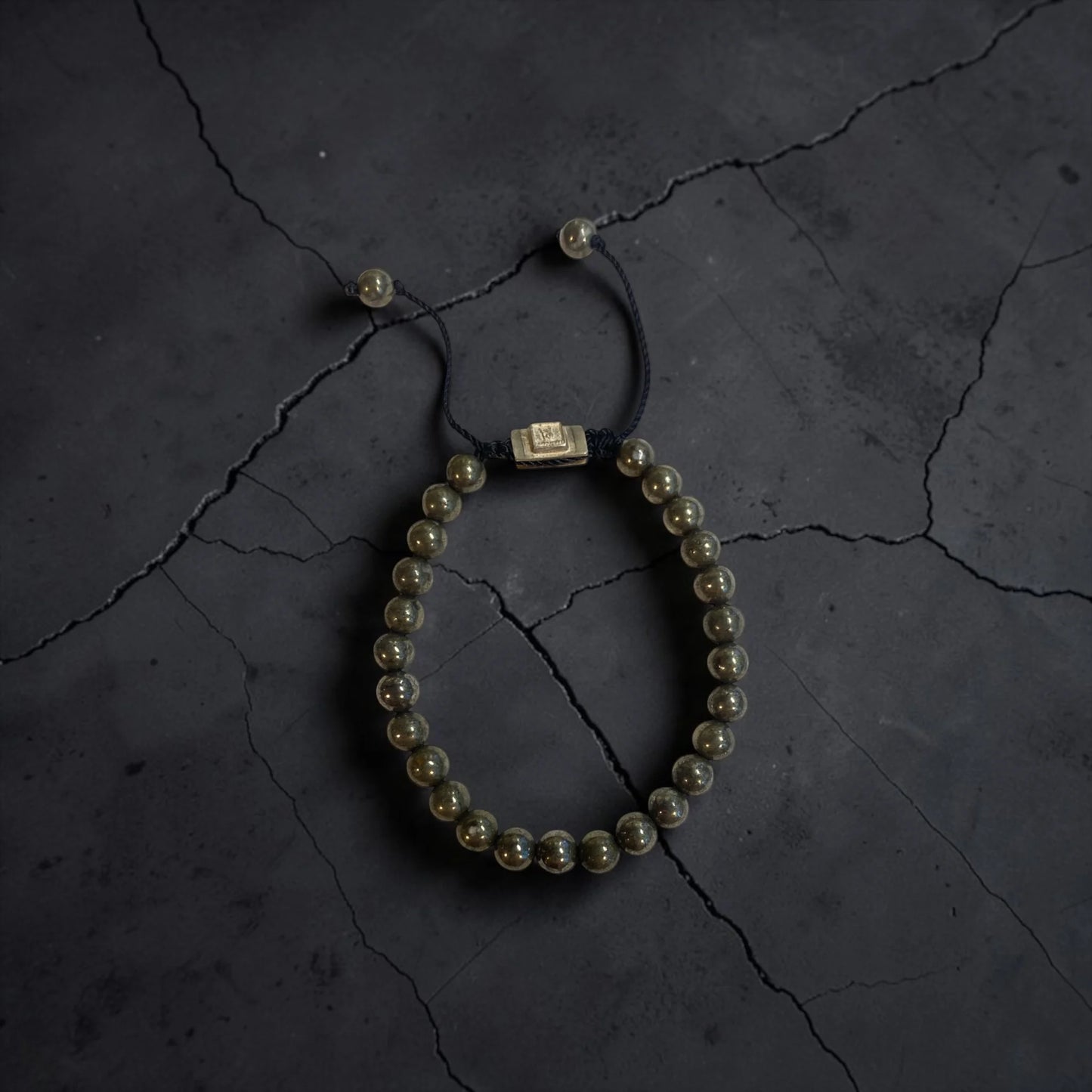ROUND PIRITE BRACELET