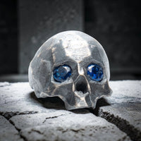 SILVER SKULL STONE