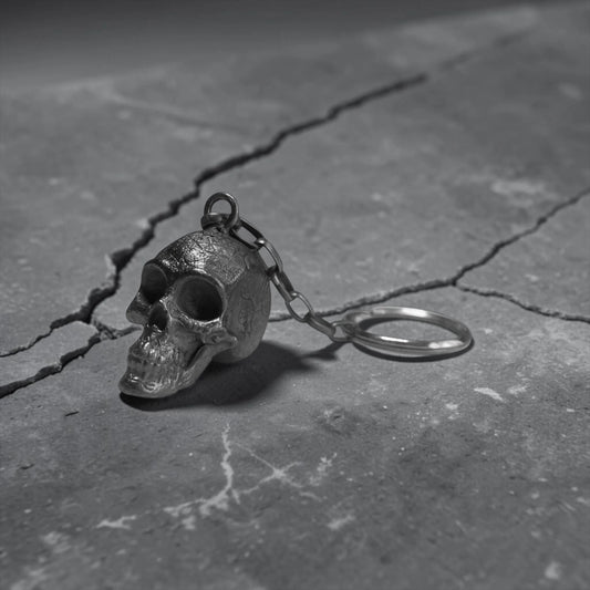 SKULL CARVED HEART KEY CHAIN SMALL SP
