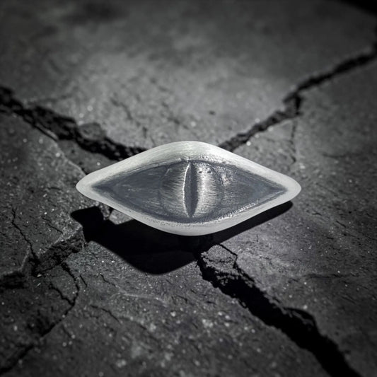 SNAKE EYE