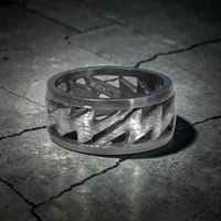 ROUND LIGHTNING BOLT RING