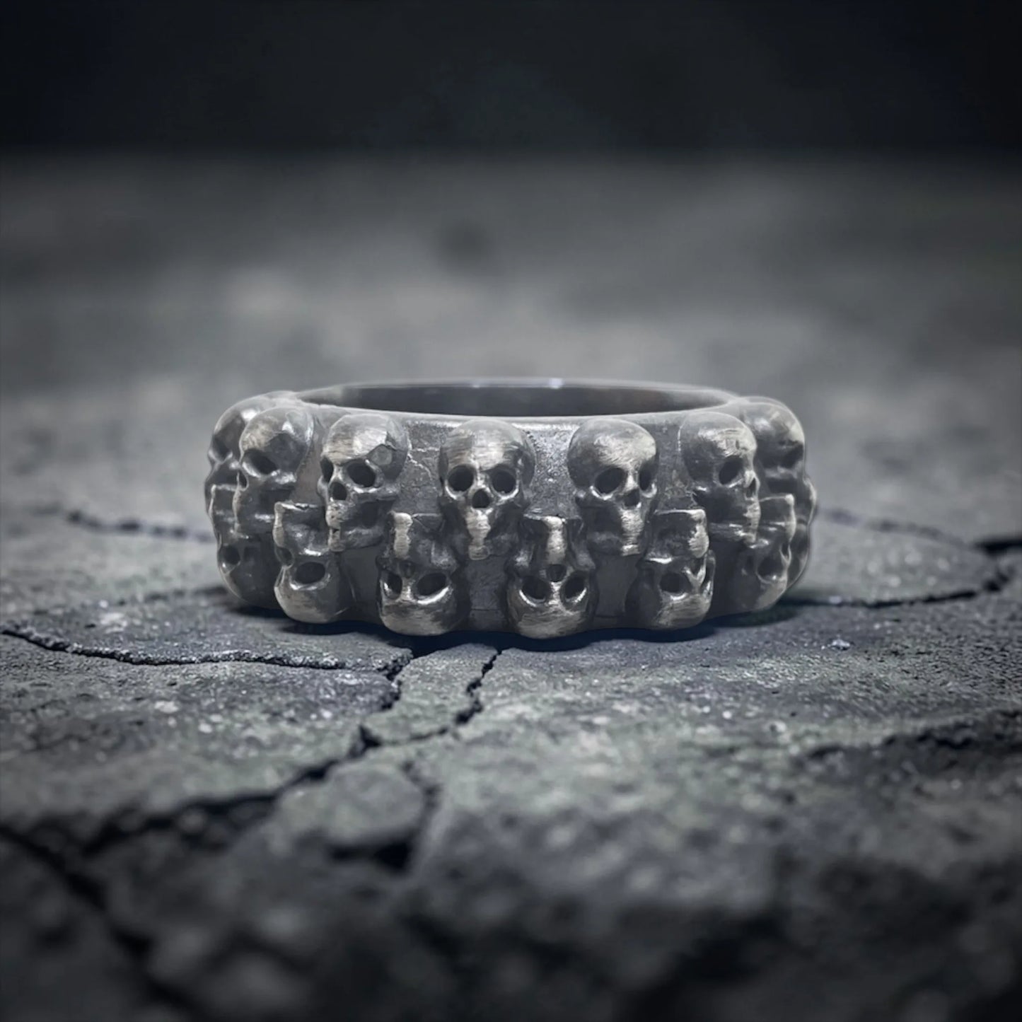 MIXED SKULLS