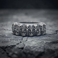 MIXED SKULLS