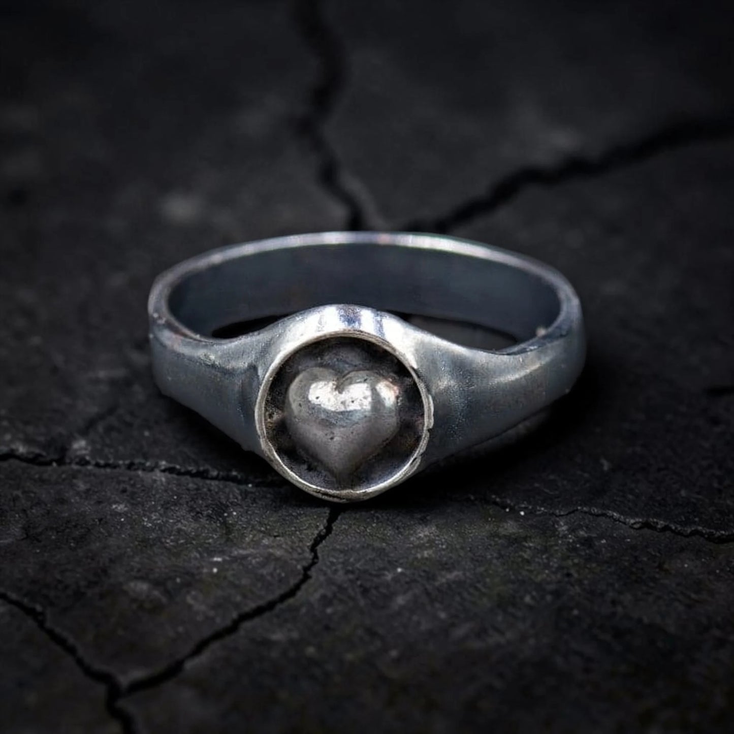 HEART RING