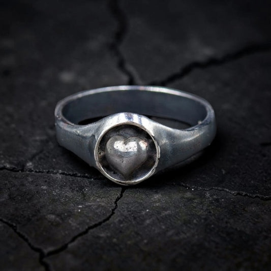 HEART RING
