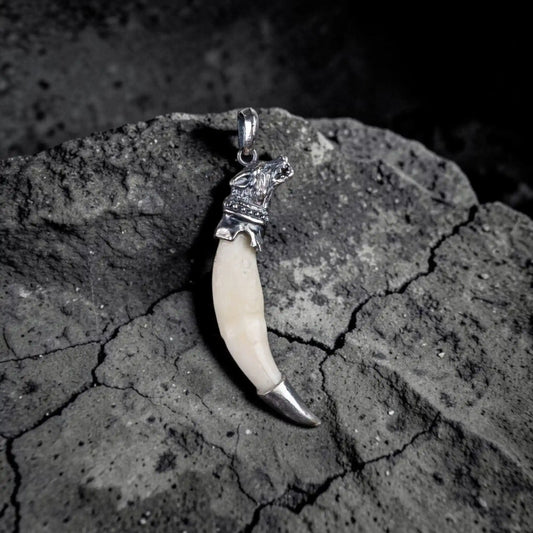 WOLF TUSK (WITH SILVER)