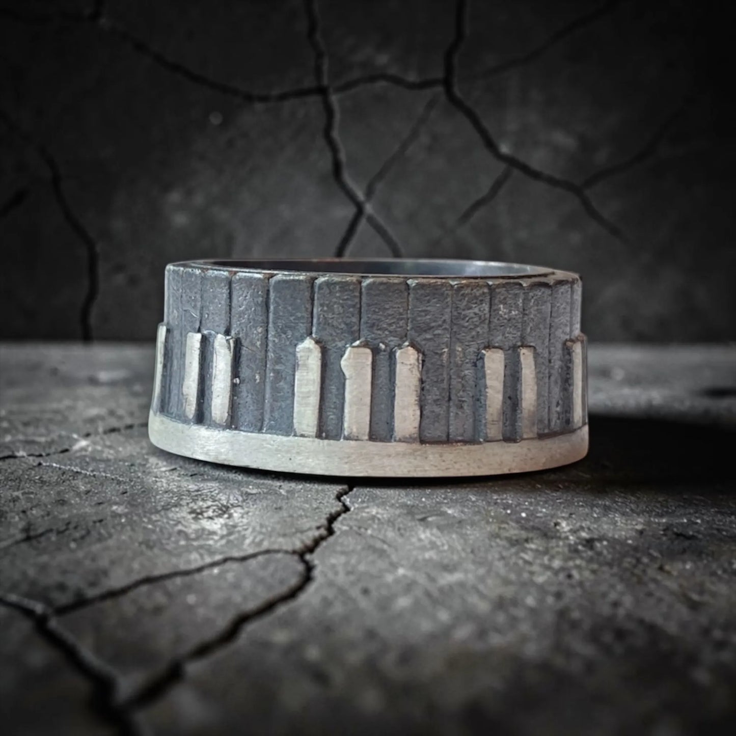 PIANO WIDE