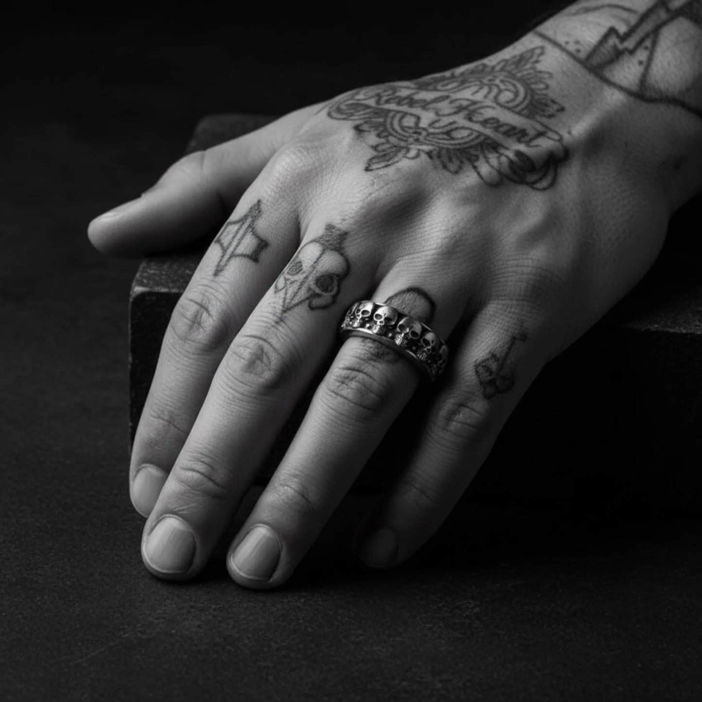 SKULLS
