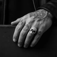 SKULL JOE WHITE STONE RING