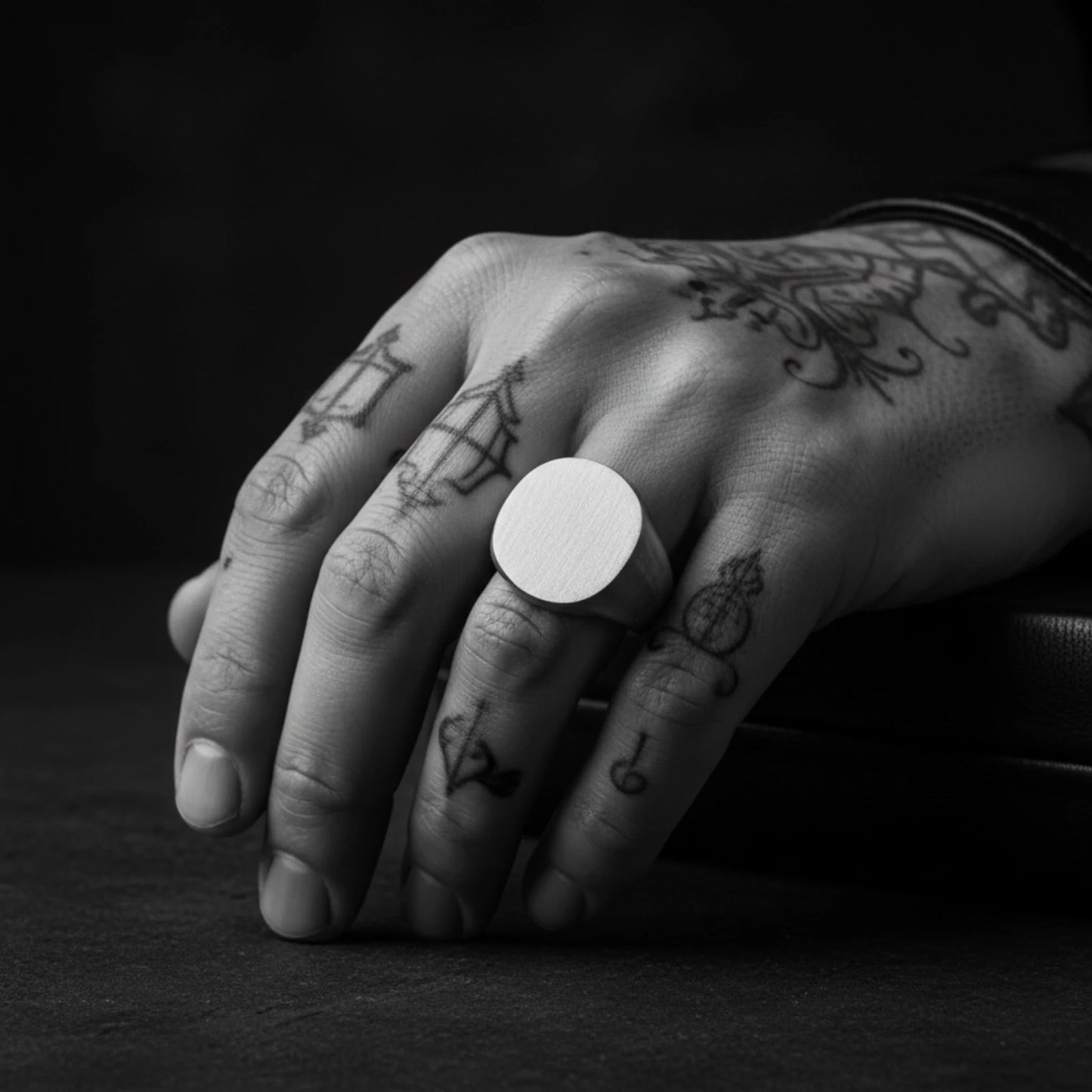 OVAL BASE RING