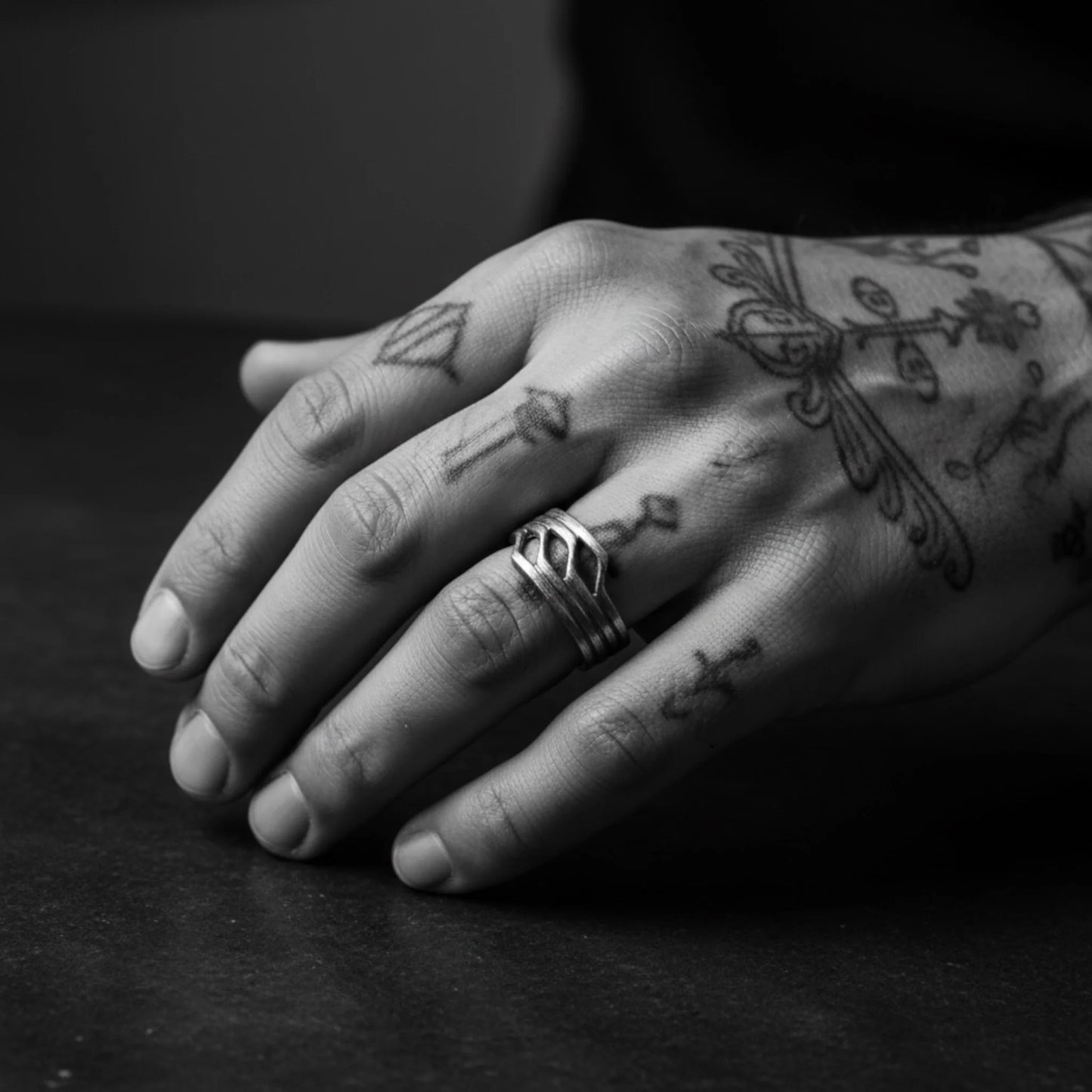 3D ROWS RING
