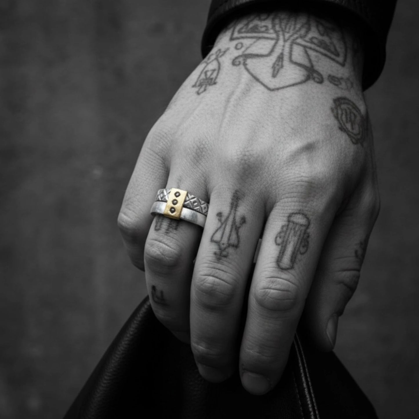 HALF DIAMOND RING