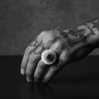 FOCUS EYE STONE RING