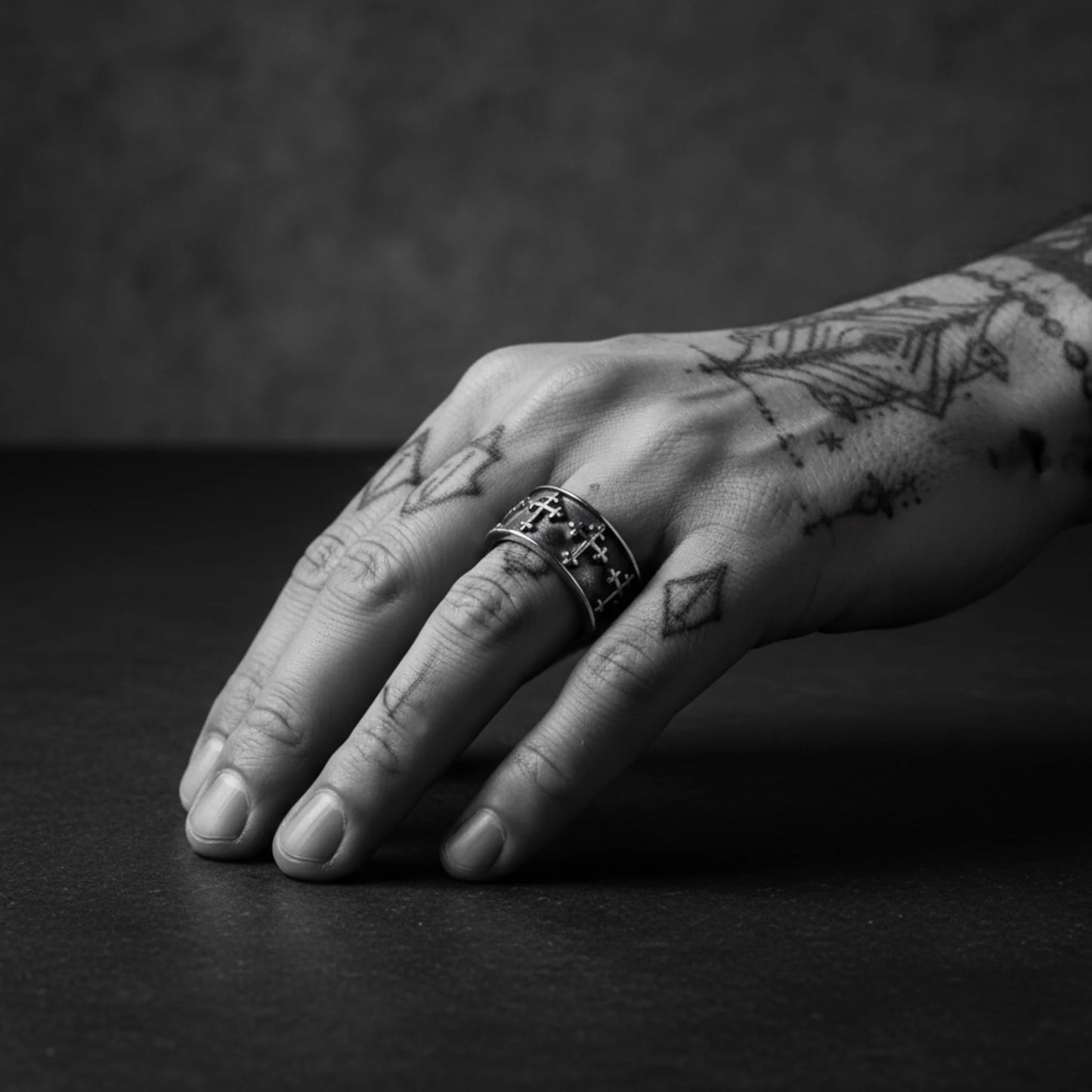 R&J CROSS RING